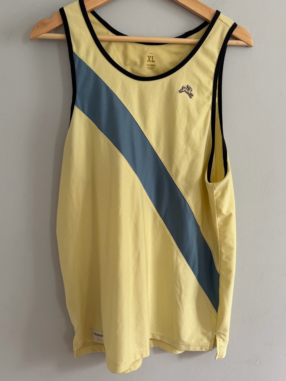 Tracksmith Men's Van Cortlandt Tank Top Singlet Yellow Blue Size XL